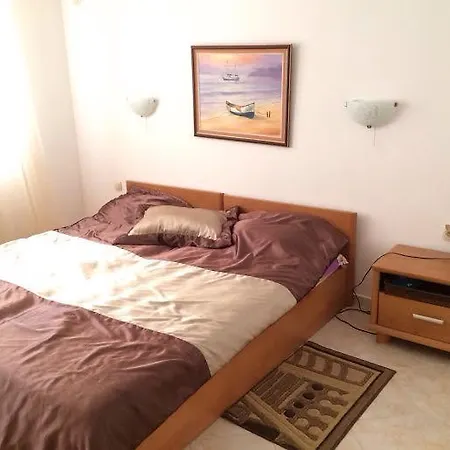 Apartment Orange 2